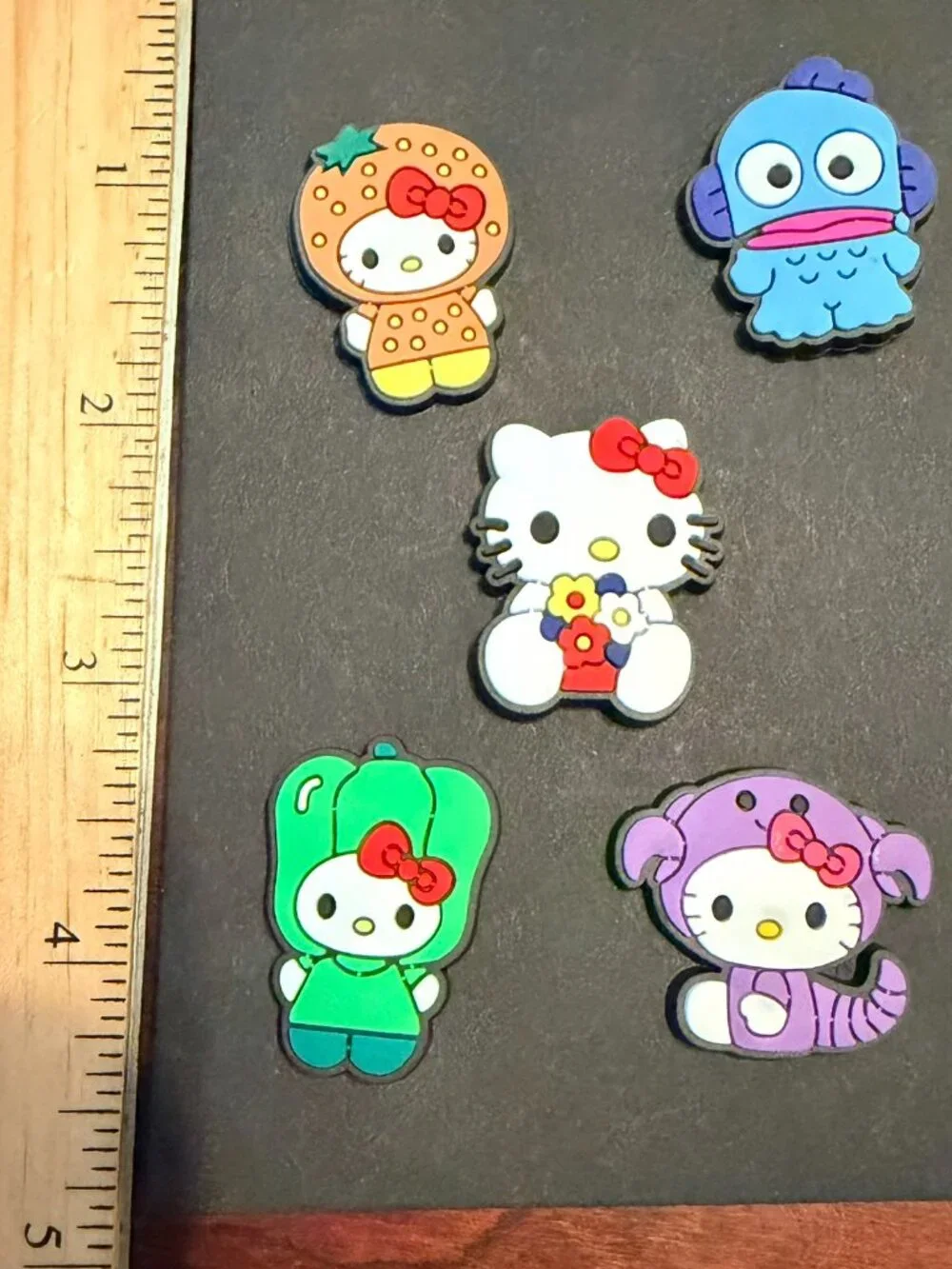 HELLO KITTY (5 pc) Shoe Charms for Crocs (BRAND-NEW & SO CUTE!)